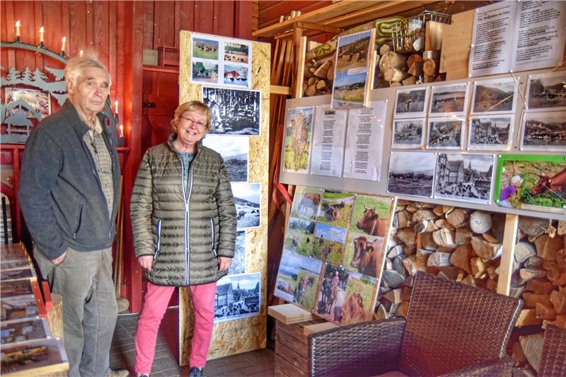 Claus Wilgeroth reaktiviert Ausstellung zum Roten Höhenvieh Claus Wilgeroth und Lebensgefährtin Barbara Lampe haben in Clausthal-Zellerfeld eine bereits gezeigte Ausstellung reaktiviert. Foto: Neumann