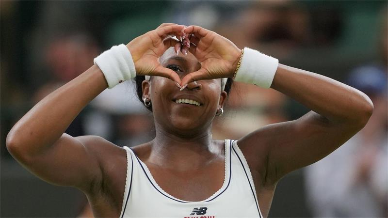 Coco Gauff aus den Vereinigten Staaten reagiert nach ihrem Sieg.