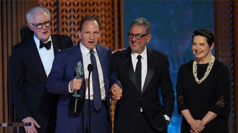 Demi Moore und Timothée Chalamet gewinnen Schauspielpreise „Conclave“ ist laut Schauspiel-Gilde der Film mit dem besten Ensemble.
