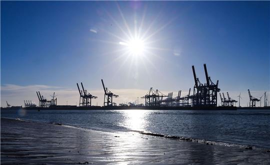 Containerterminals im Hamburger Hafen.