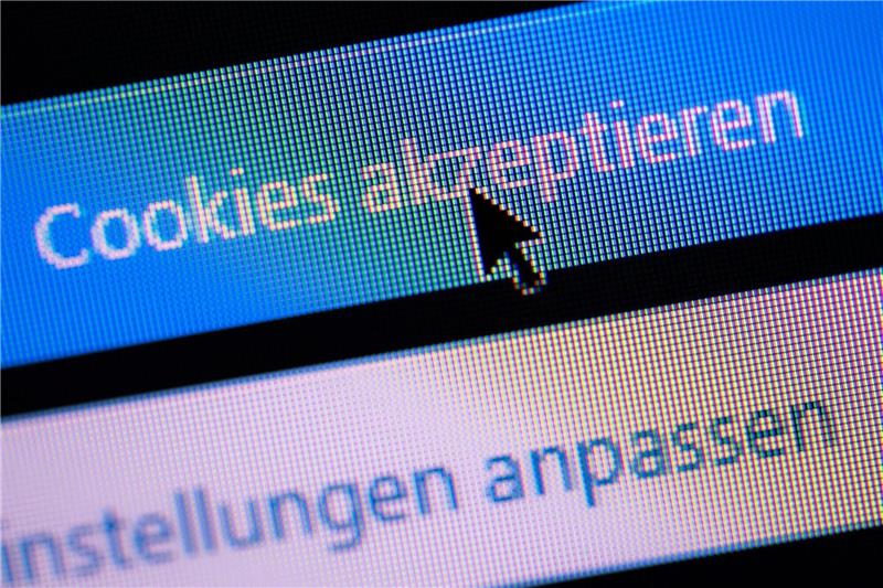 Google schafft Drittanbieter-Cookies ab Cookies sind kleine Dateien, die ein Browser auf dem Onlinegerät eines Nutzers speichert.