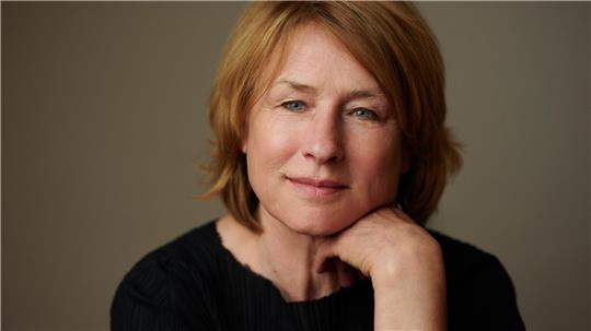 Corinna Harfouch liest aus Briefen von Sergej Rachmaninow.