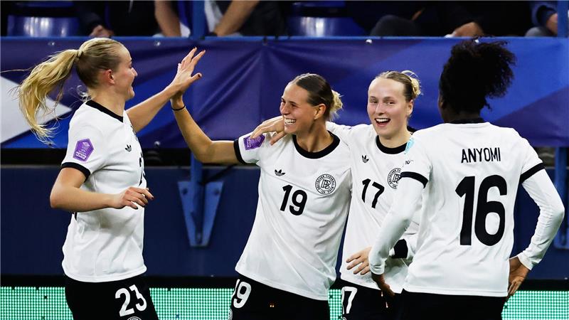 Bilder des Tages DFB-Frauen stehen nach 2:2 in Frankreich im Nations-League-Finale.