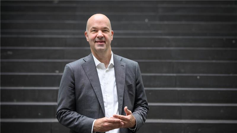 DIW-Präsident Fratzscher will große Vermögen stärker besteuern. (Archivbild)