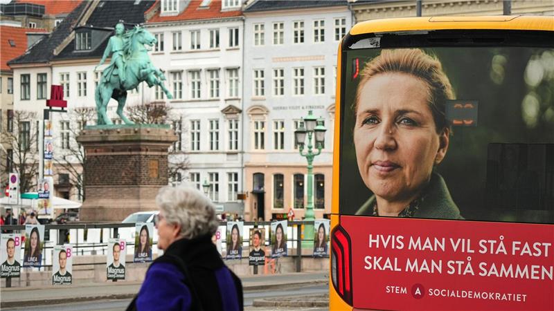 Dänemark hat ein neues Parlament gewählt - und wieder liegen die Sozialdemokraten von Regierungschefin Mette Frederiksen vorn. 