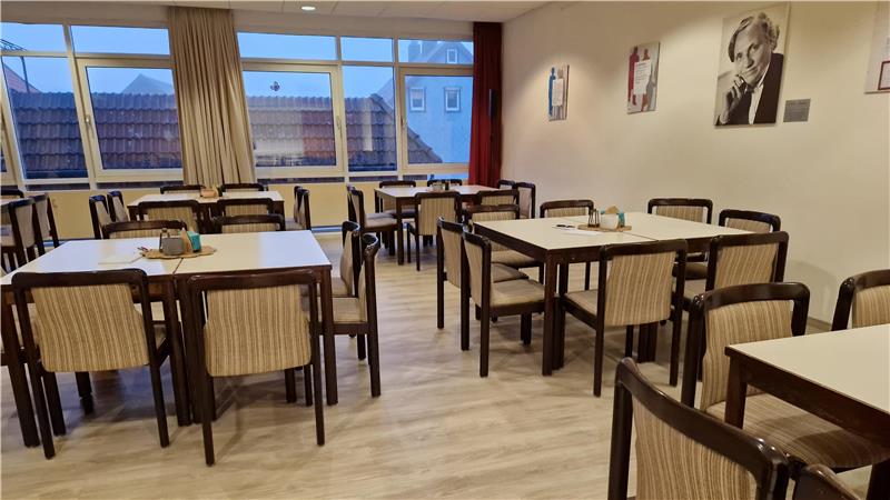 Awo Clausthal-Zellerfeld strahlt in neuem Glanz Dank des hellen Vinyls wirkt die Awo-Begnungsstätte in Clausthal-Zellerfeld gleich viel freundlicher und moderner.