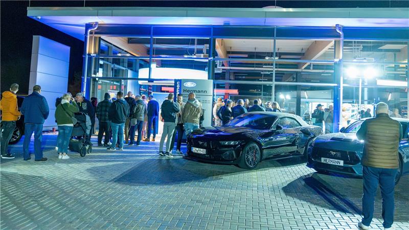 Das Afterwork-Event im Autohaus in der Baßgeige war gut besucht.