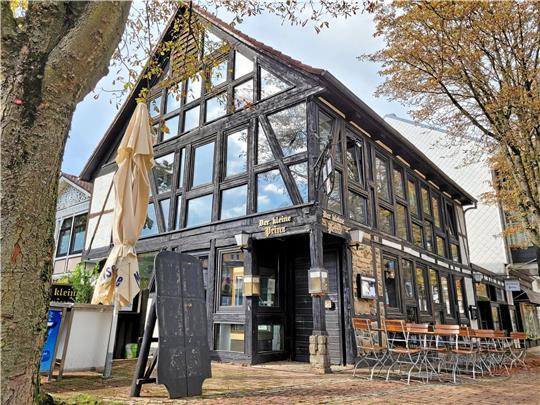 Das „Albert‘s Corner“ am Berliner Platz trägt einen neuen Namen und hat einen neuen Pächter. Ab heute können Gäste dort wieder einkehren.