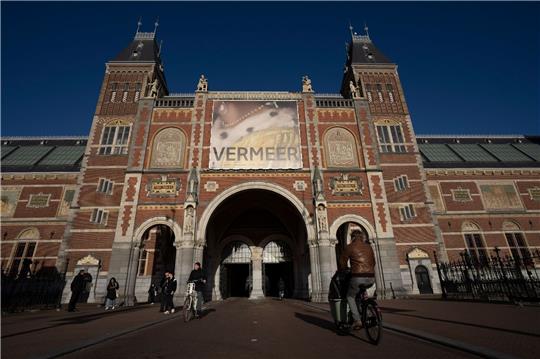 Das Amsterdamer Rijksmuseum zeigt die größte Vermeer-Ausstellung aller Zeiten.