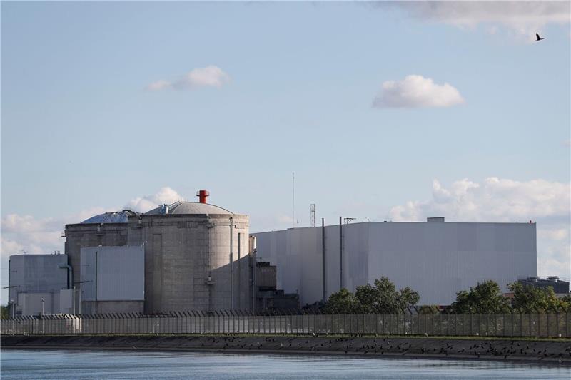 Frankreichs Stromkonzern EDF wieder vollständig staatlich Das Atomkraftwerk Fessenheim in Ostfrankreich - der Atomausbau im Nachbarland soll kommen.