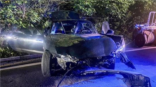 Das Auto des 21-Jährigen wurde zerstört.