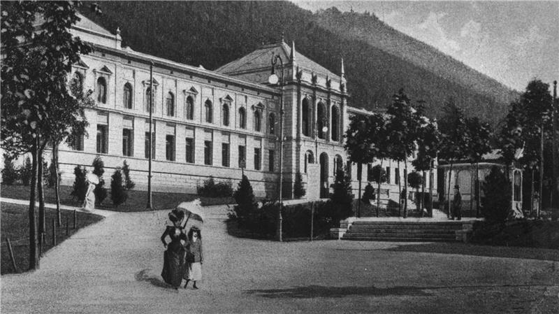 Das Badehaus in Bad Harzburg um 1900. Gäste aus aller Welt kamen in die Kurstadt, um sich zu erholen.