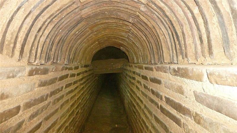 Gegen Hitze: Athen reaktiviert römisches Aquädukt Das Bauwerk verläuft zum größten Teil unterirdisch, ist gut erhalten und führt Wasser.