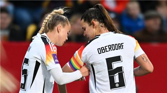 Das Bayern-Duo mit Giulia Gwinn (l.) und Lena Oberdorf kehrt ins Nationalteam zurück 