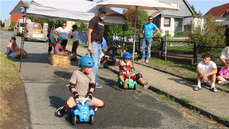 Das Bobbycar-Rennen bietet traditionell den letzten Programmpunkt im Liebenberger Ferienpass.