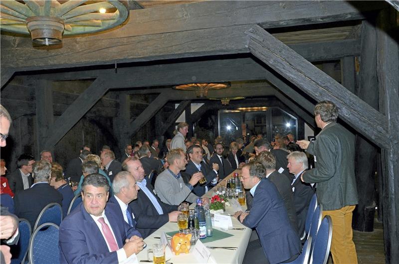 Das Brauhausgespräch – ein großer, fröhlicher Gesellschaftsabend. Es soll kein einmaliges Ereignis sein.