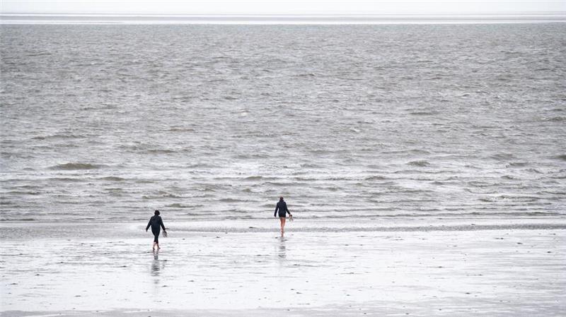 Bundesamt: Nord- und Ostsee 2024 überdurchschnittlich warm Das Bundesamt für Seeschifffahrt und Hydrographie hat für Nord- und Ostsee überdurchschnittlich hohe Temperaturen des Oberflächenwassers ermittelt.