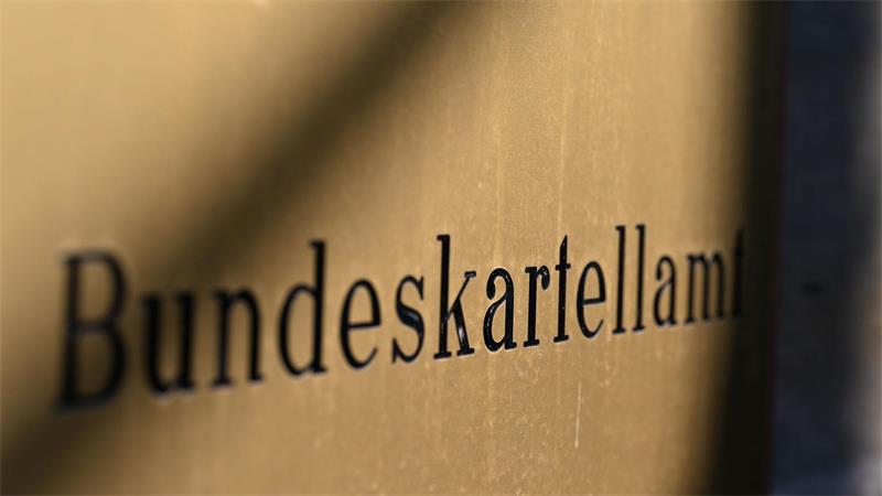 Bayern tankt am günstigsten – Kartellamt prüft Preisdaten Das Bundeskartellamt prüft die Preisgestaltung der Raffinerien. (Archivbild)