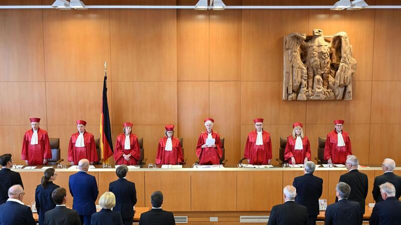 Karlsruhe prüft Ampel-Wahlrecht: nur teils verfassungswidrig Das Bundesverfassungsgericht hat zum Wahlrecht der Ampel entschieden.