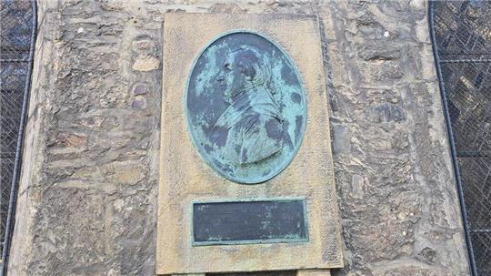 Das Christian-von-Dohm-Denkmal ist aufwendig restauriert worden.