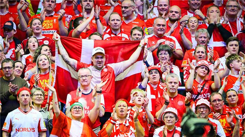 Matchball fürs Halbfinale: Besteht Wolff in der roten Hölle? Das DHB-Team spielt am Montagabend auch gegen Tausende Fans. (Archivbild)