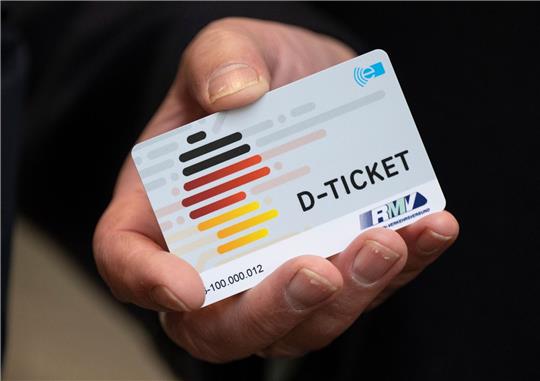 Das Deutschlandticket für 49 Euro im Monat ist im Nahverkehr in ganz Deutschland gültig.