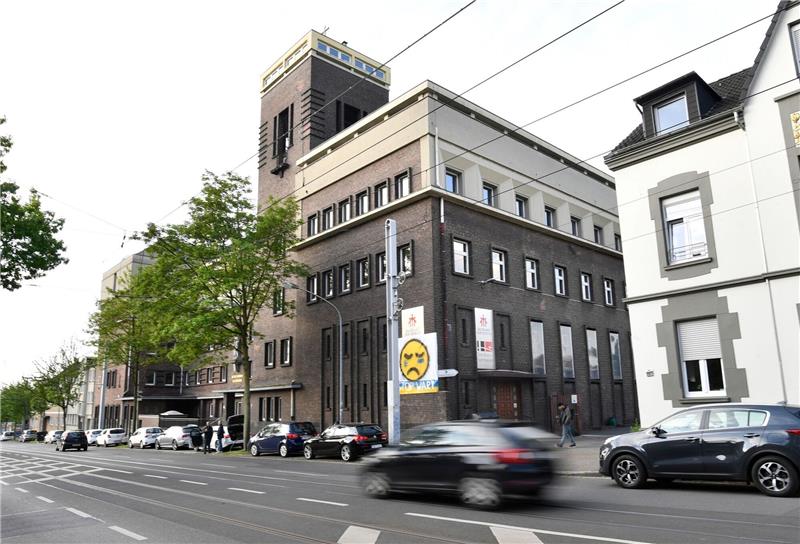 Anschlagsplan auf Schule: Bewährungsstrafe für 17-Jährigen Das Don-Bosco-Gymnasium in Essen-Borbeck.