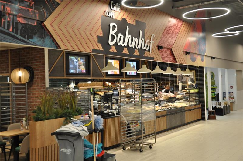 Das E-Center erwacht zum Leben.