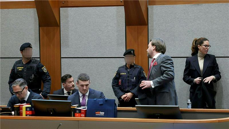 Investor Benko erneut verurteilt - Freispruch für Ehefrau Das Ehepaar Benko hat sich laut Verteidigung zum ersten Mal seit Beginn der U-Haft von René Benko im Januar 2025 gesehen.