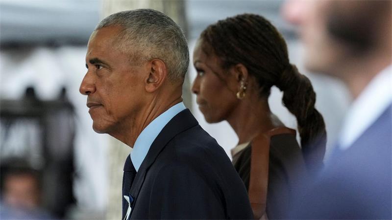 25 Jahre nach 9/11 – USA gedenken der Terroropfer Das Ehepaar Obama gedenkt der Opfer in New York.