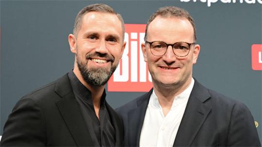 Das Ehepaar freut sich über Baby Georg. (Archivbild)