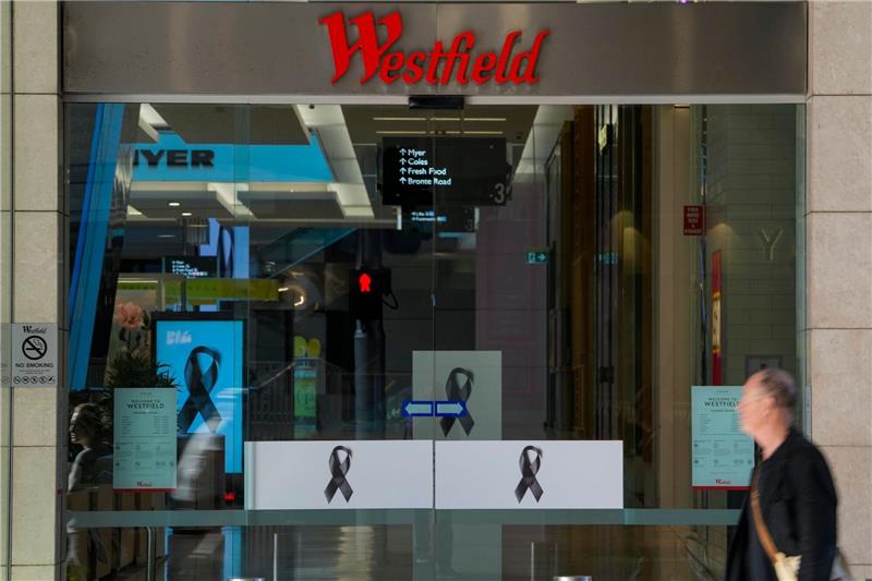 Einkaufszentrum in Sydney nach Bluttat wieder eröffnet Das Einkaufszentrum in Sydney ist nun wieder für die Öffentlichkeit zugänglich.