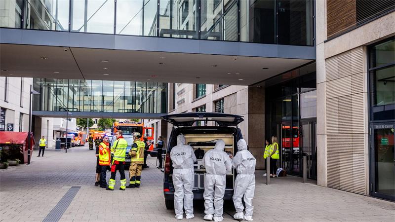 Angriff in Einkaufszentrum: Was wir wissen und was nicht Das Einkaufszentrum wurde zwischenzeitlich abgesperrt.