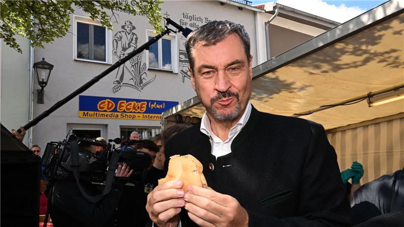Das Essen schmeckt.