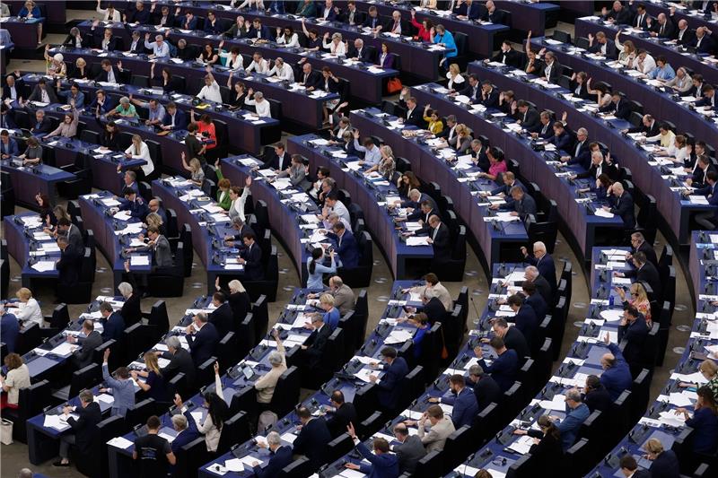 EU-Parlament will Amazon-Lobbyisten vor die Tür setzen Das Europäische Parlament in Straßburg. Amazon-Lobbyisten soll der Zugang zum Parlamentsgebäude verwehrt werden.