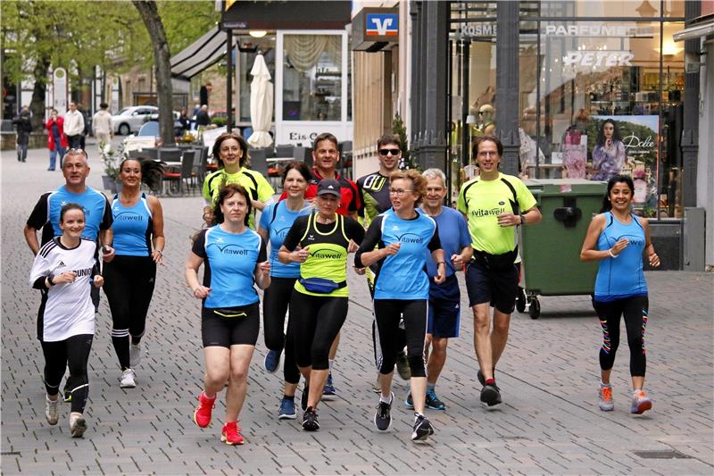 Goslarer Altstadtlauf: Eine Stadt kommt wieder in Bewegung Das Fitnesscenter Vitawell ist mit 22 Startern beim Altstadtlauf vertreten. Die Laufgruppe trainiert regelmäßig und fühlt sich gut vorbereitet.