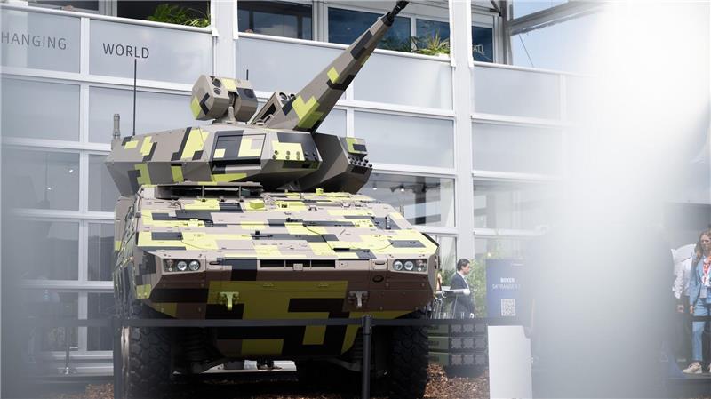 Rheinmetall hat so volle Auftragsbücher wie noch nie Das Flugabwehrsystem Boxer Skyranger 30 von Rheinmetall.
