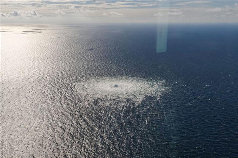 Bundestag debattiert über Nord-Stream-Explosionen Das Gasleck in der Ostsee bei Bornholm Ende September.