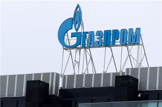 Das Gazprom-Logo ist auf einer Niederlassung des russischen Staatskonzerns in St. Petersburg zu sehen.