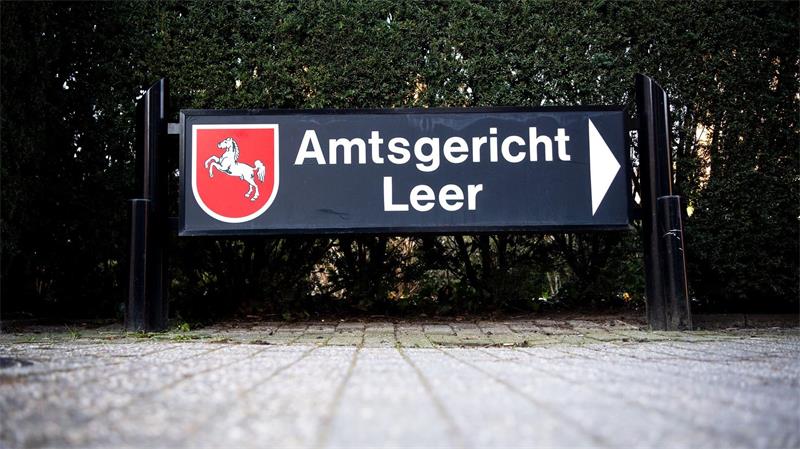 Das Gericht hat einen jungen Autofahrer wegen fahrlässiger Tötung verurteilt. (Symbolbild)