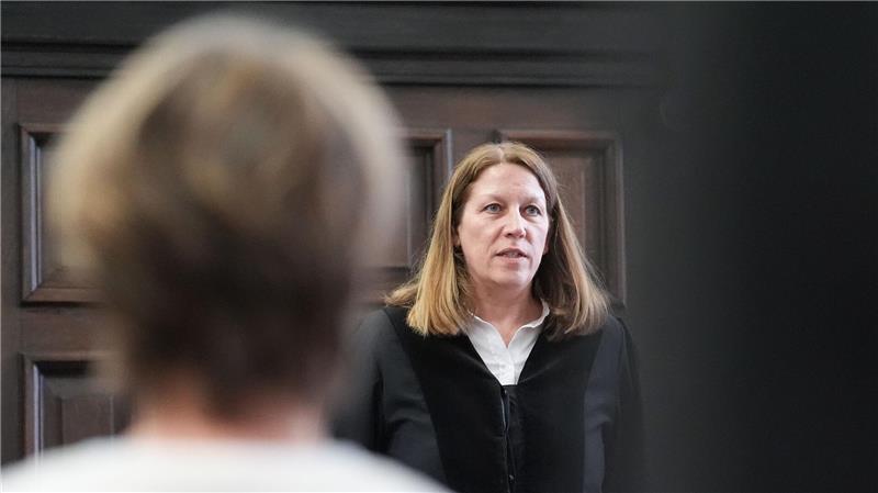 Das Gericht prüft eine Videovernehmung von Zeugen in Israel.