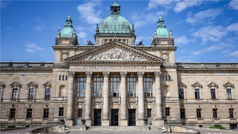 Das Gericht verhandelt über eine Klage gegen das Autobahnkreuz Kehdingen. (Archivbild)