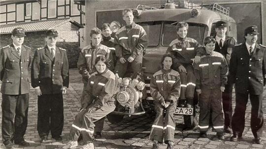 Das Gründungsfoto der Jugendfeuerwehr Gielde im September 1994.