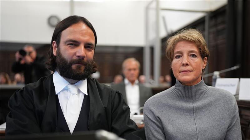 Das Hamburger Landgericht geht der Frage nach, ob die Entführer der Kinder von Christina Block eigentlich nur die IT-Sicherheit in dem Hotel- und Restaurantunternehmen prüfen sollten.