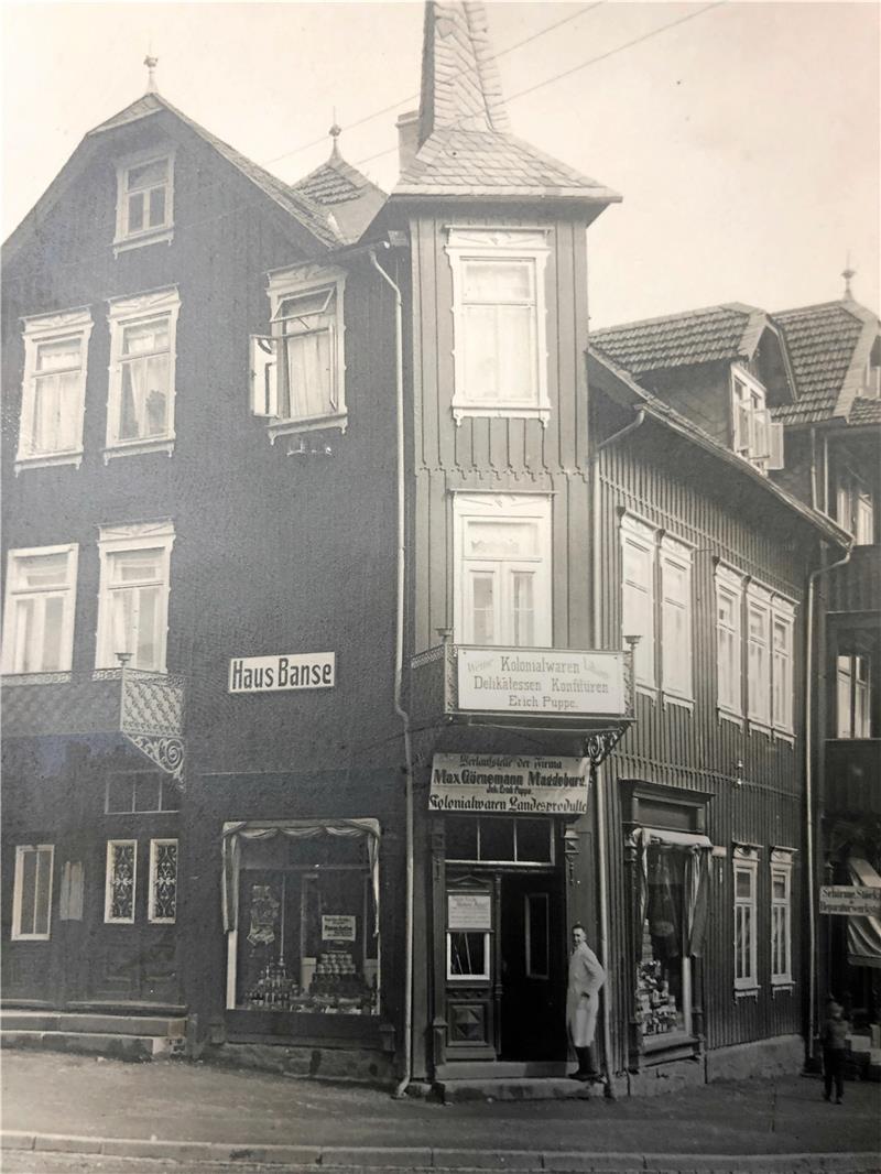Das Haus von „Puppe’s“ um 1920, als Erich Puppe den Betrieb eröffnet.