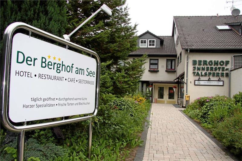 Das Hotel an der Innerstetalsperre, das umgeben ist von Wasser und Wald, ist auch ein beliebtes Ausflugsziel für Langelsheimer. Foto: Ciszewski