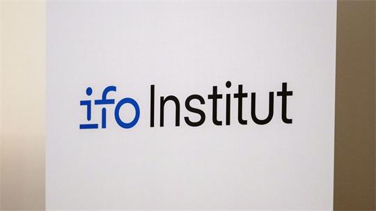 Das Ifo sieht eine deutlich steigende Stimmung in der deutschen Elektroindustrie. (Archivbild)