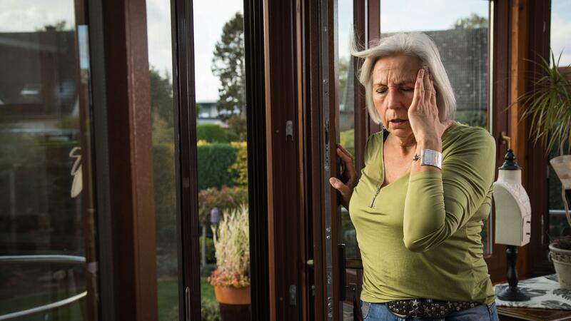 Das Immunsystem eines Erwachsenen reagiert heftiger auf die Infektion einer Kinderkrankheit.