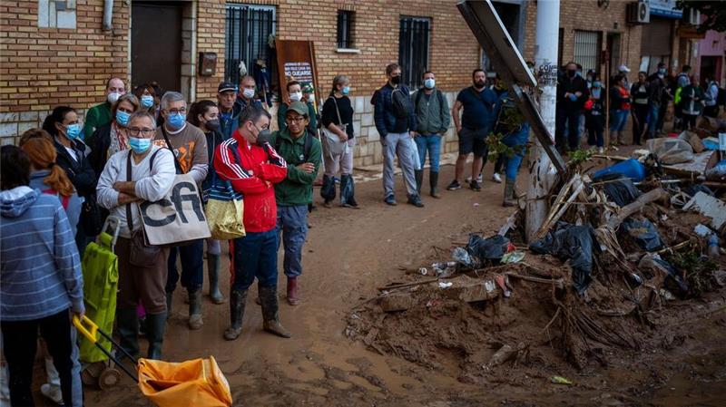 89 Menschen nach Unwetter in Spanien vermisst Das Jahrhundert-Unwetter ist rund eine Woche her.