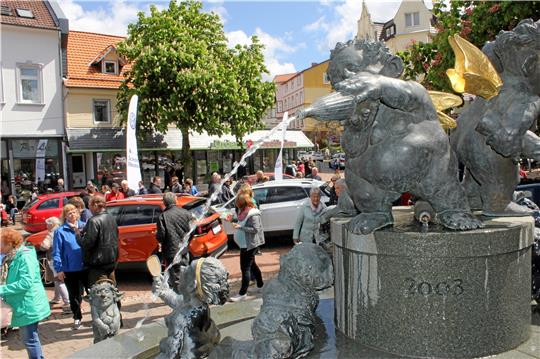 Das Kastanienblütenfest (das Bild zeigt das letzte Fest im Jahr 2019) wird in diesem Jahr wieder gefeiert. Fotos: GZ-Archiv